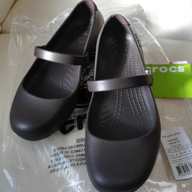 crocs(クロックス)のcrocsアリスワーク★エスプレッソ★新品 レディースの靴/シューズ(ハイヒール/パンプス)の商品写真