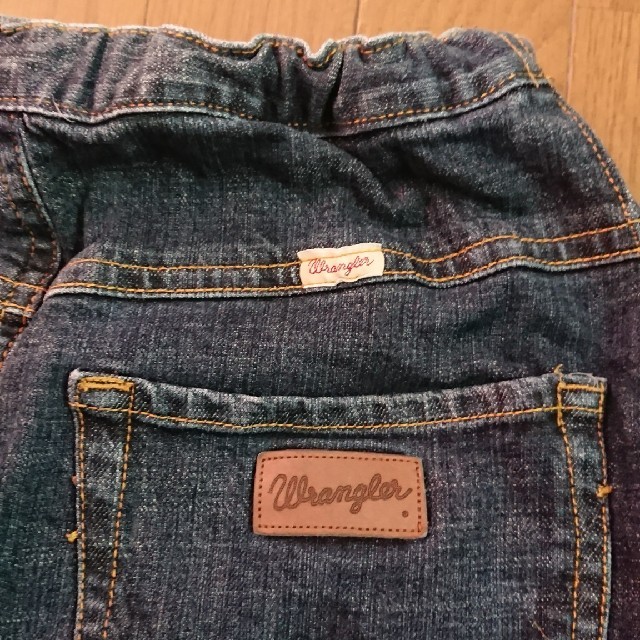 Wrangler(ラングラー)の☆haruさま専用販売☆ マタニティデニム キッズ/ベビー/マタニティのマタニティ(マタニティボトムス)の商品写真