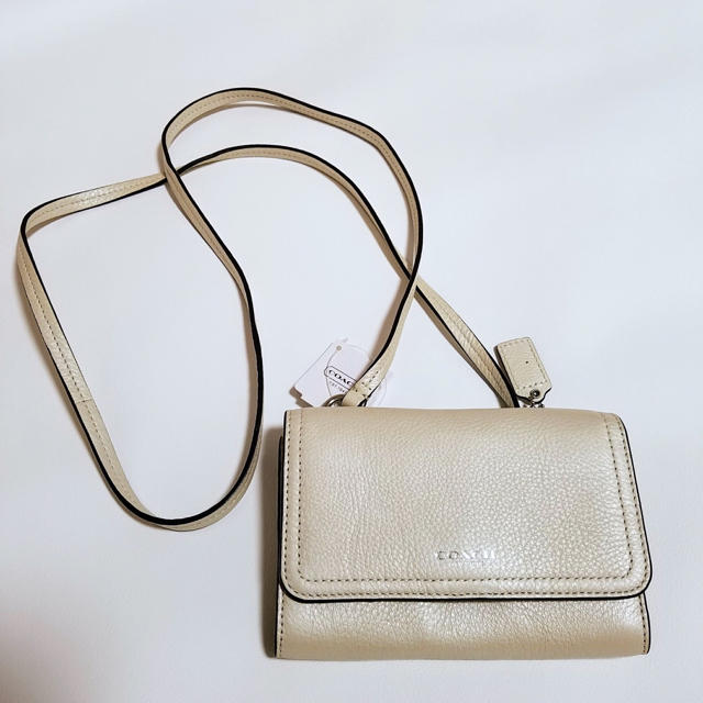 ❤新品❤コーチ/COACH❤ショルダー付き財布 ポーチ パース❤