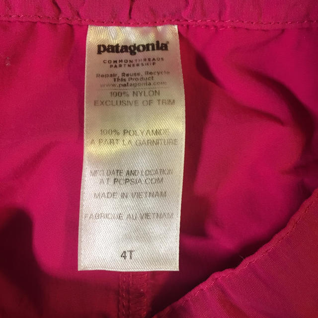 patagonia(パタゴニア)のPatagonia パタゴニア キッズ ズボン ピンク キッズ/ベビー/マタニティのキッズ服女の子用(90cm~)(パンツ/スパッツ)の商品写真