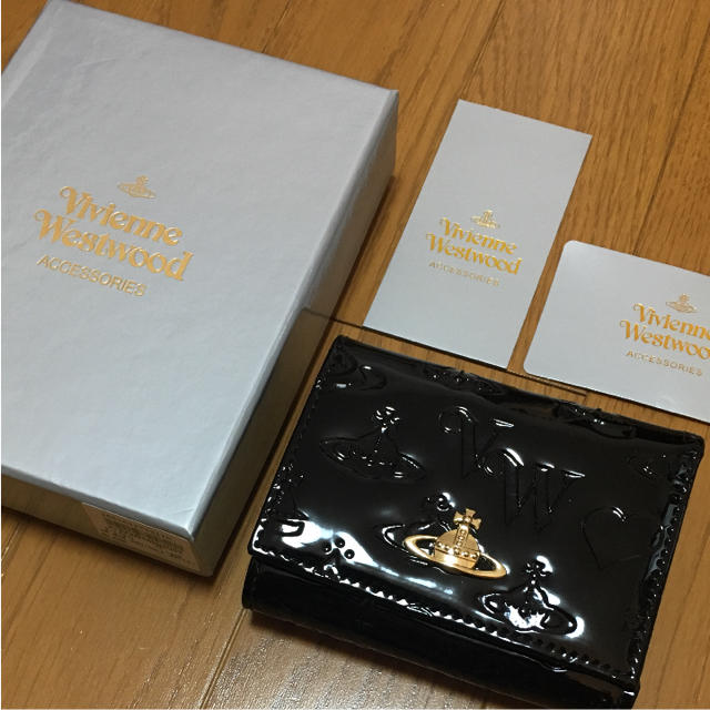 ファッション小物vivienne westwood  折りたたみ財布