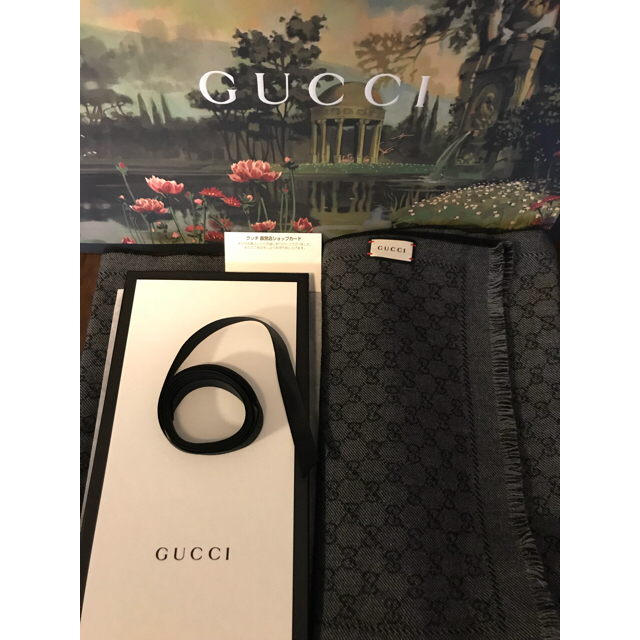 Gucci(グッチ)のグッチ マフラー GG ウール リバーシブル スカーフ 新品同様 箱付き メンズのファッション小物(マフラー)の商品写真