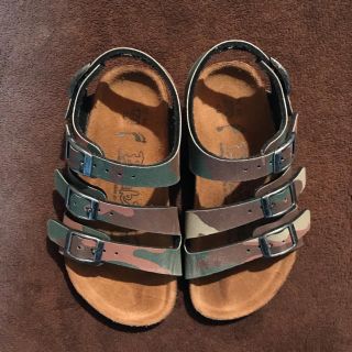 ビルケンシュトック(BIRKENSTOCK)の美品♡ビルケンシュトック キッズサンダル17cmカモフラージュ(サンダル)