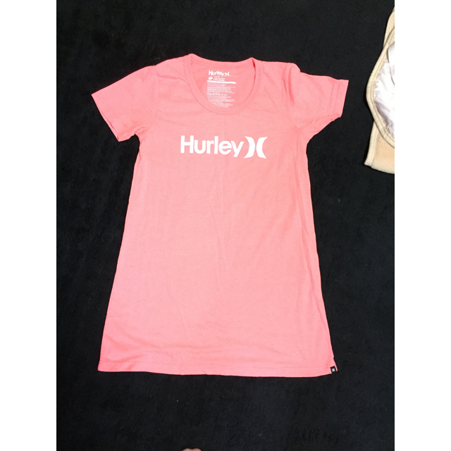 Hurley(ハーレー)のhurley半袖ワンピース レディースのトップス(Tシャツ(半袖/袖なし))の商品写真