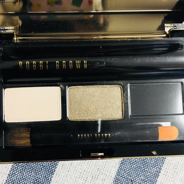 BOBBI BROWN(ボビイブラウン)のBOBBI BROWN ゴールデン アイ パレット コスメ/美容のキット/セット(コフレ/メイクアップセット)の商品写真