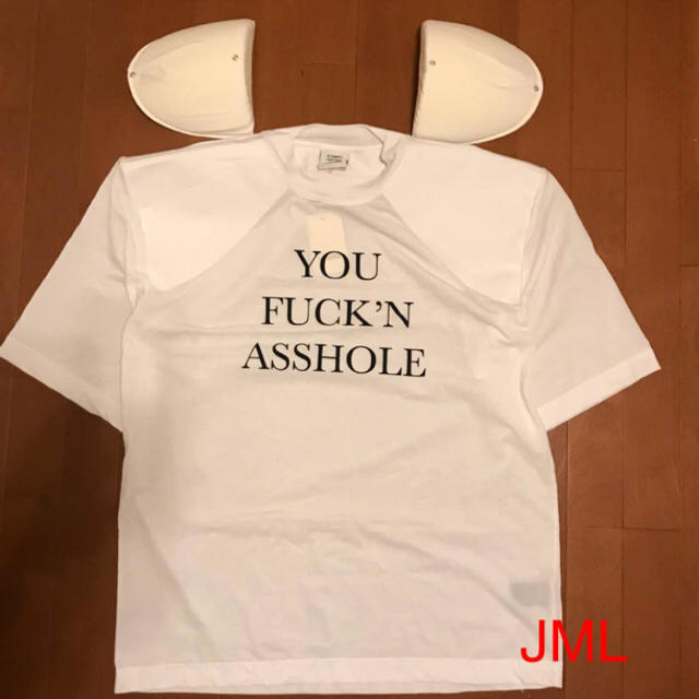 VETEMENTS you fuck'n asshole TEE wh メンズのトップス(Tシャツ/カットソー(半袖/袖なし))の商品写真