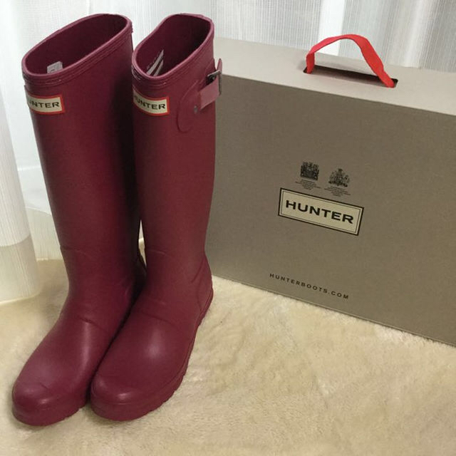 新品・未使用】HUNTER☆レインブーツ☆ラズベリー☆24cm レディース 靴