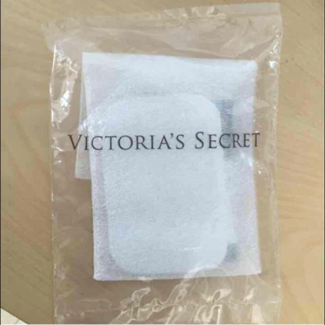 Victoria's Secret(ヴィクトリアズシークレット)のVictoria’s Secret リッププランパー 新品 コスメ/美容のベースメイク/化粧品(リップグロス)の商品写真