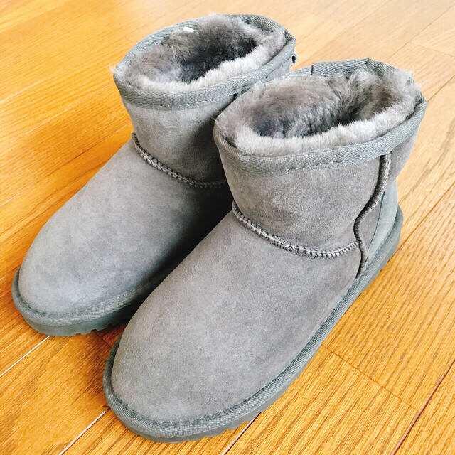 【新品未使用】OZWEAR UGG ブーツ　ブラック