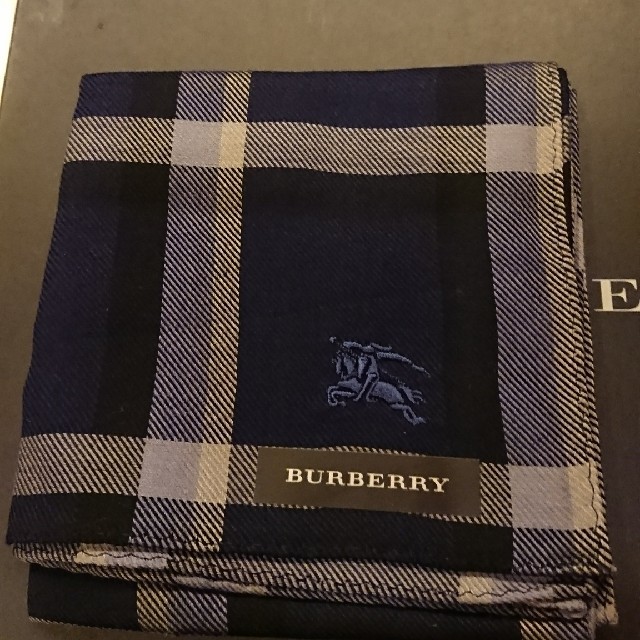 BURBERRY(バーバリー)の定形郵便発送【新品】バーバリー ハンカチ二枚 メンズのファッション小物(ハンカチ/ポケットチーフ)の商品写真