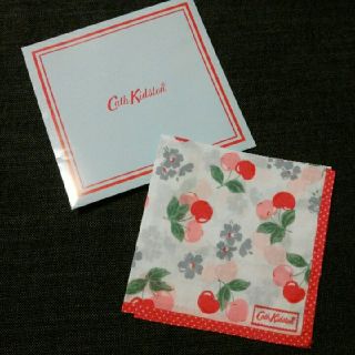 キャスキッドソン(Cath Kidston)の【新品未使用♡送料無料】　CathKidston ハンカチ(ハンカチ)