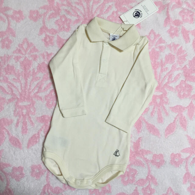 PETIT BATEAU(プチバトー)の☆SALE☆ 新品 プチバトー♡ 裏起毛衿つき長袖ボディ 6m 67cm キッズ/ベビー/マタニティのベビー服(~85cm)(ロンパース)の商品写真