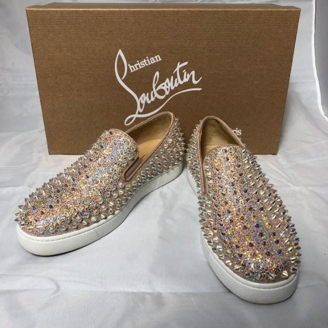 豪華で新しい Christian Louboutin 38 スニーカー スタッズ ローラー 豪華で新しい Christian Louboutin 38 スニーカー スタッズ ローラー