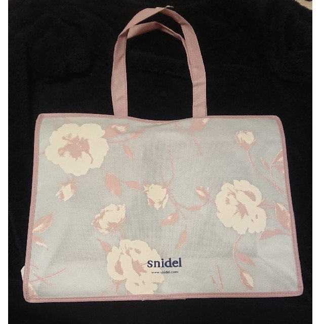 SNIDEL(スナイデル)の【未使用】snidel スナイデル 福袋 レディースのバッグ(ショップ袋)の商品写真