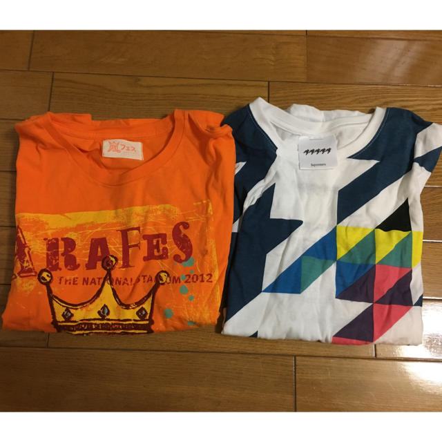 嵐(アラシ)のまりん様専用☆嵐ライブＴシャツ2枚 エンタメ/ホビーのタレントグッズ(アイドルグッズ)の商品写真