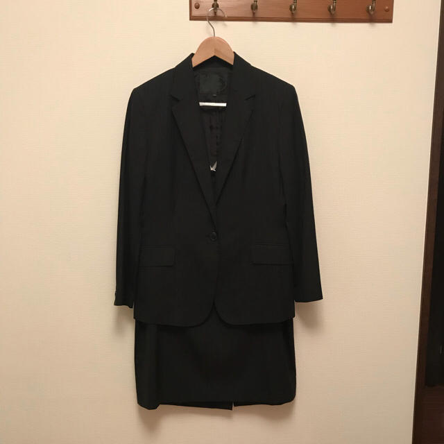 UNTITLED(アンタイトル)のアンタイトル 大きいサイズ 44 ネイビーのスーツ レディースのフォーマル/ドレス(スーツ)の商品写真