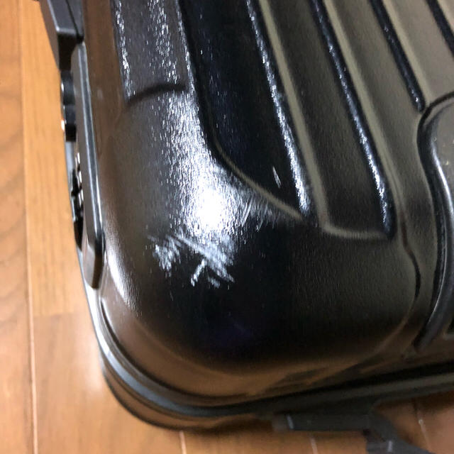 RIMOWA(リモワ)のRIMOWA リモワ 32L スーツケース黒  メンズのバッグ(トラベルバッグ/スーツケース)の商品写真