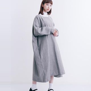 メルロー(merlot)のmerlot ビッグシルエットワンピース新品✩︎期間限定値下げ(ロングワンピース/マキシワンピース)