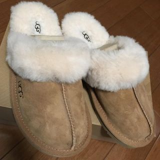 アグ(UGG)の【mmmmさま専用】UGG【新品 正規品】(サンダル)