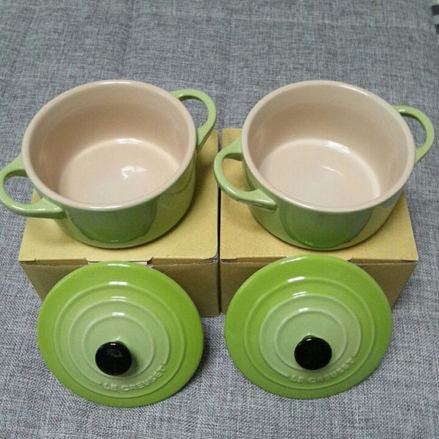 LE CREUSET(ルクルーゼ)の【送料込】ルクルーゼ   ミニココット(フルーツグリーン) インテリア/住まい/日用品のキッチン/食器(食器)の商品写真