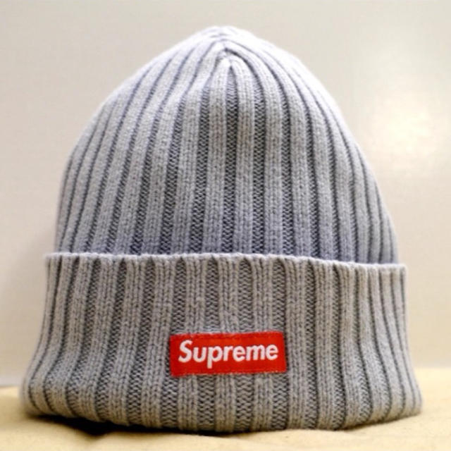 Supreme(シュプリーム)の◆Supreme シュプリーム スモールボックスロゴ ニット キャップ ビーニー メンズの帽子(ニット帽/ビーニー)の商品写真