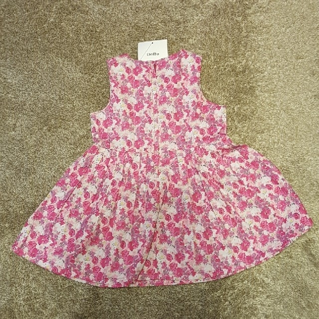 BeBe(ベベ)の専用☆BeBeワンピース 2点おまとめ キッズ/ベビー/マタニティのキッズ服女の子用(90cm~)(ワンピース)の商品写真