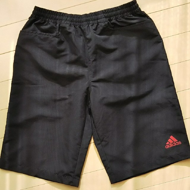 adidas(アディダス)のあゆ様専用☆adidas ハーフパンツ 140 キッズ/ベビー/マタニティのキッズ服男の子用(90cm~)(パンツ/スパッツ)の商品写真