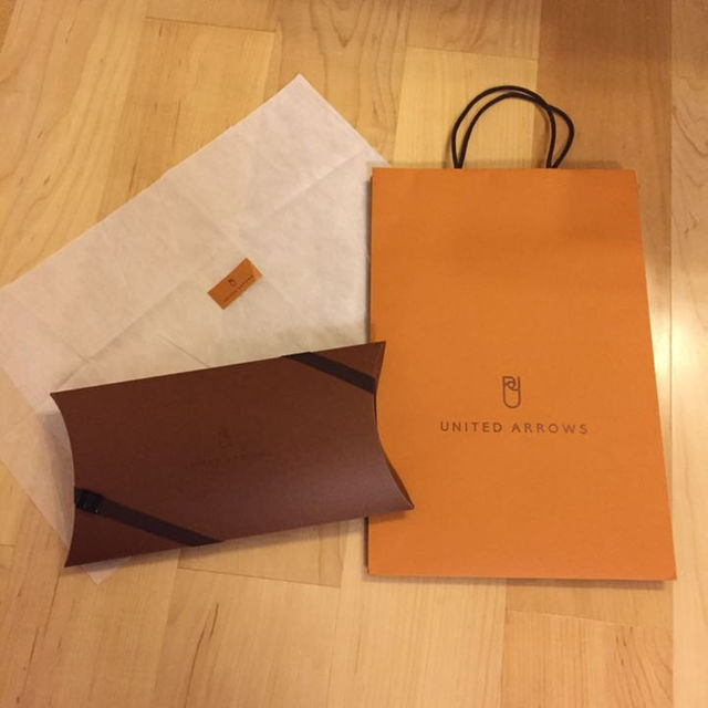 UNITED ARROWS(ユナイテッドアローズ)のUNITED ARROWS ギフトボックス 紙袋 メンズのファッション小物(その他)の商品写真