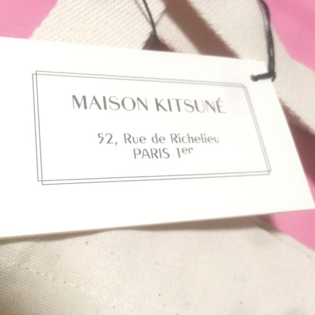 MAISON KITSUNE'(メゾンキツネ)の新品未使用 メゾンキツネ トートバック トート レディースのバッグ(トートバッグ)の商品写真