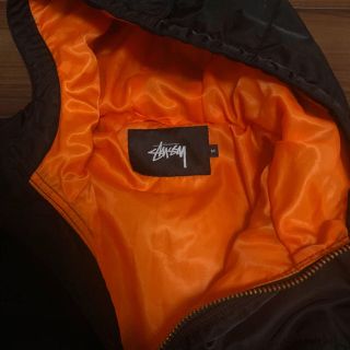 STUSSY(ダウンジャケット ・ オレンジ/橙色系)のフリマ STUSSY(ダウンジャケット ・ オレンジ/橙色系)のフリマ