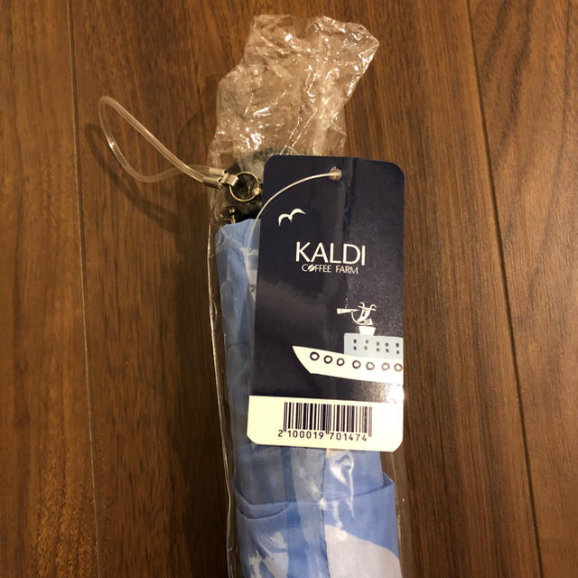 KALDI(カルディ)の【新品未使用】カルディ ノベルティ折りたたみ傘 レディースのファッション小物(傘)の商品写真