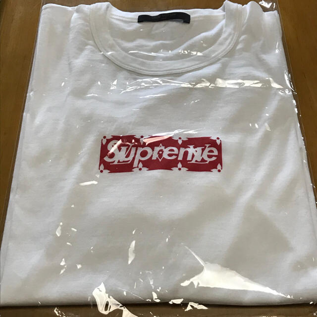 supreme louis vuitton コラボTシャツTシャツ/カットソー(半袖/袖なし)