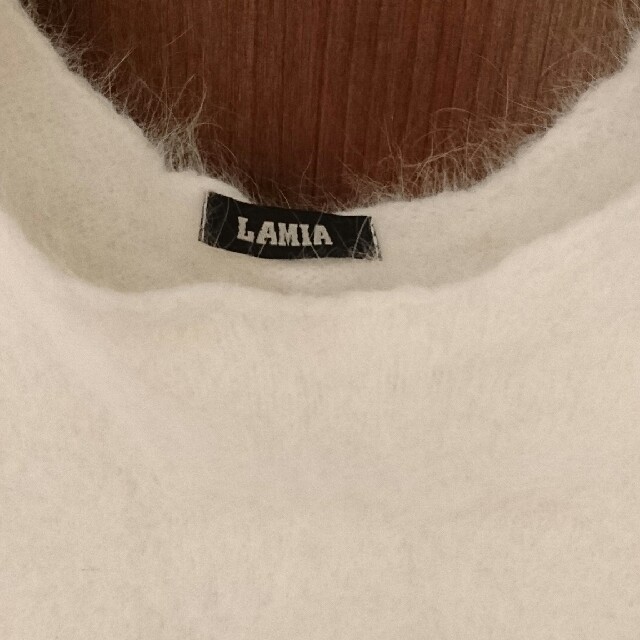 LAMIA(ラミア)のLAMIA 新品 ノースリトップス レディースのトップス(カットソー(半袖/袖なし))の商品写真