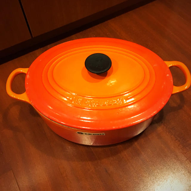 LE CREUSET - ル・クルーゼ ココットオーバル25cmの通販 by spring's shop｜ルクルーゼならラクマ