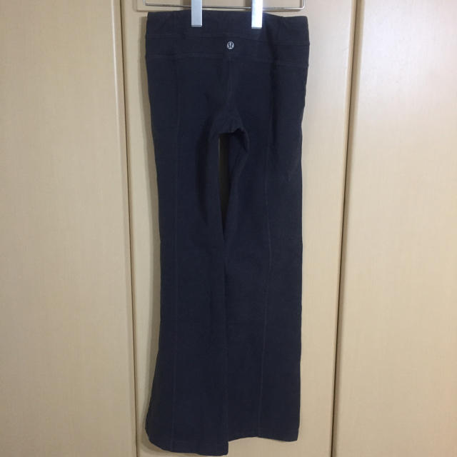 lululemon(ルルレモン)のGroove pant 4 blue grey  スポーツ/アウトドアのトレーニング/エクササイズ(ヨガ)の商品写真