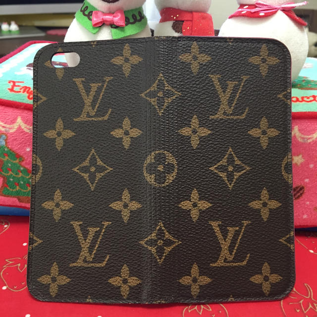 LOUIS VUITTON(ルイヴィトン)のルイ ヴィトン スマホケース ピンク色 スマホ/家電/カメラのスマホアクセサリー(iPhoneケース)の商品写真