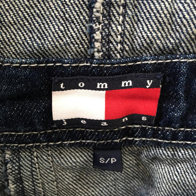 TOMMY HILFIGER(トミーヒルフィガー)のTOMMY オーバーオール レディースのパンツ(サロペット/オーバーオール)の商品写真