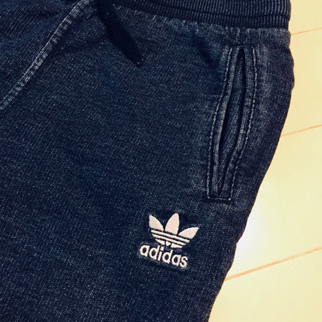 adidas(アディダス)のadidas originals デニム上下 120 キッズ/ベビー/マタニティのキッズ服男の子用(90cm~)(その他)の商品写真