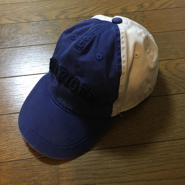 TOMMY HILFIGER(トミーヒルフィガー)のトミーヒルフィガーキャップCAPサイズ4-7 キッズ/ベビー/マタニティのこども用ファッション小物(帽子)の商品写真