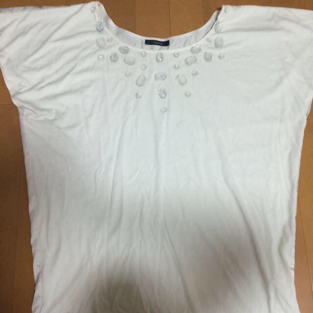 rienda(リエンダ)のリエンダ ビジューTシャツ レディースのトップス(カットソー(半袖/袖なし))の商品写真