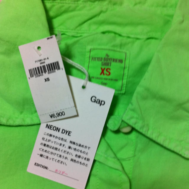 GAP(ギャップ)の定価6900円新品♡GAP♡Tシャツ♡ レディースのトップス(Tシャツ(長袖/七分))の商品写真