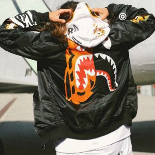 アベイシングエイプ(A BATHING APE)のape シャーク タイガー ma-1(ブルゾン)