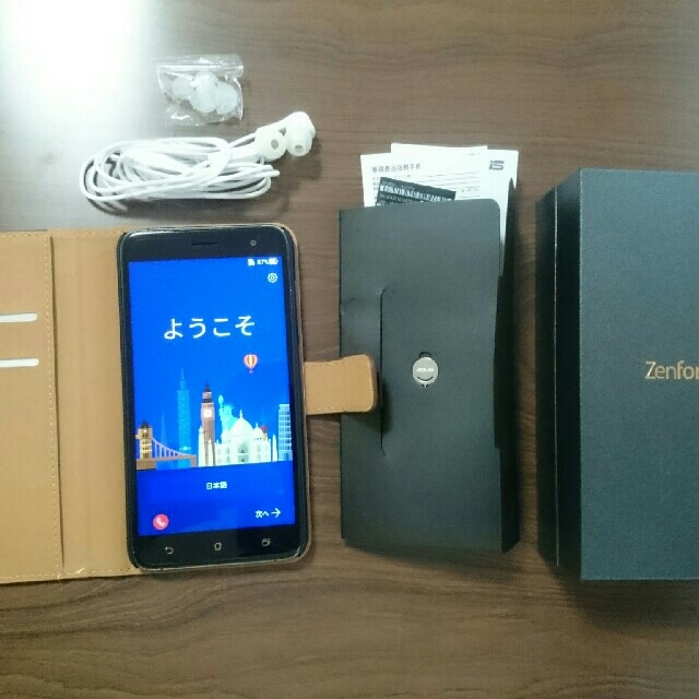 スマホ/家電/カメラ[液晶新品]Zenfone3 64GB メモリ4GB ZE552KL 台湾版