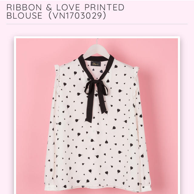 Honey mi Honey(ハニーミーハニー)のvannie tokyo ribbon&love printed blouse レディースのトップス(シャツ/ブラウス(長袖/七分))の商品写真