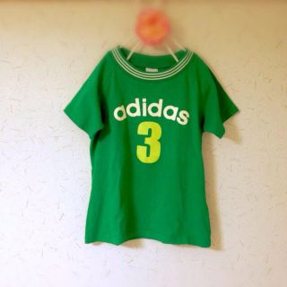 アディダス(adidas)のadidas☆グリーンTシャツ(Tシャツ(半袖/袖なし))