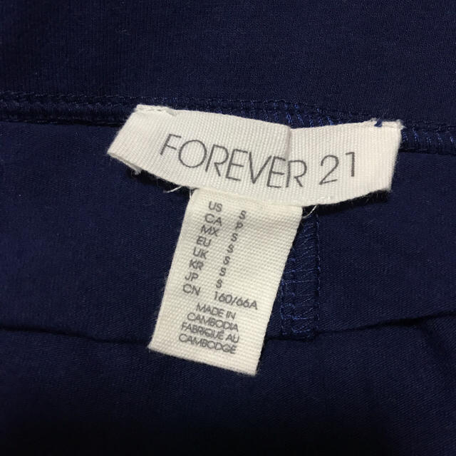 FOREVER 21(フォーエバートゥエンティーワン)のFOREVER21 フレアミニスカート レディースのスカート(ミニスカート)の商品写真