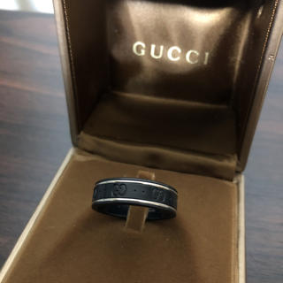 グッチ(Gucci)のグッチ 指輪 黒(リング(指輪))