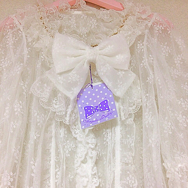 Angelic Pretty(アンジェリックプリティー)のPretty♡新品未使用Lacy princessブラウス ホワイト レディースのトップス(シャツ/ブラウス(長袖/七分))の商品写真