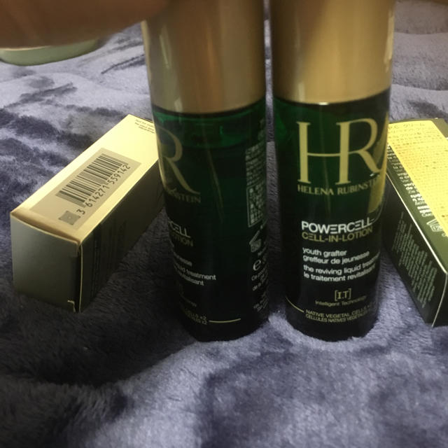 HELENA RUBINSTEIN(ヘレナルビンスタイン)のヘレナ セット コスメ/美容のキット/セット(サンプル/トライアルキット)の商品写真