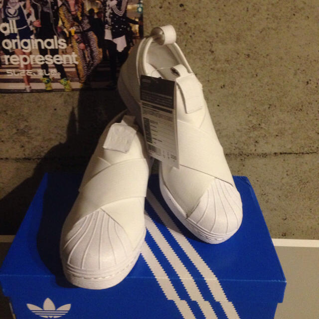 adidas - スーパースター スリッポン 白 23.5cm 新品 アディダス adidas - スーパースター スリッポン 白 23.5cm 新品 アディダス